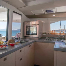 Fountaine Pajot Astrea 42