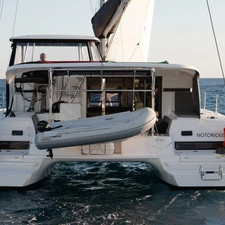 Lagoon 42