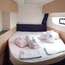 Fountaine Pajot Astréa 42