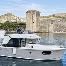 Beneteau Swift Trawler 30