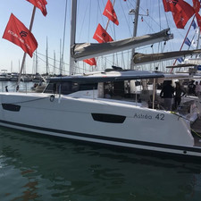 Fountaine Pajot Astréa 42