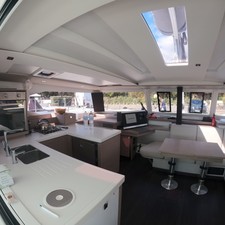 Fountaine Pajot Astréa 42