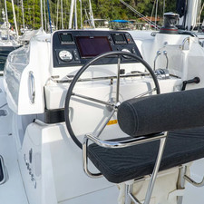 Lagoon 42 - 4 + 2 cab.