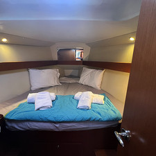 Beneteau Oceanis 37