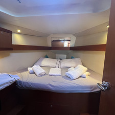 Beneteau Oceanis 37