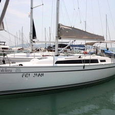 Bavaria 33 Cruiser