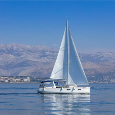 Beneteau Oceanis 38.1