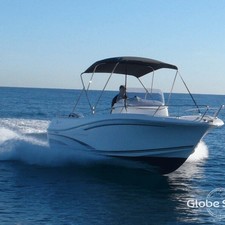 Jeanneau Cap Camarat 7.5 CC