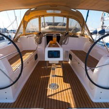 Dufour 382