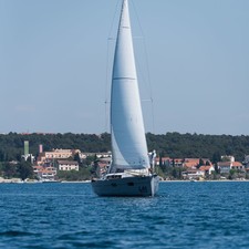 Beneteau Oceanis 38