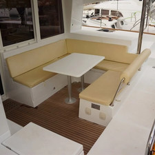 Lagoon 400 S2