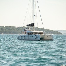 Lagoon 39