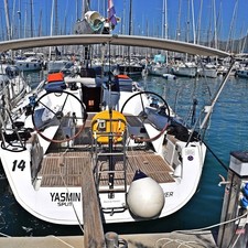 Beneteau First 45