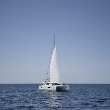 Fountaine Pajot Astréa 42