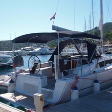 Dufour 360