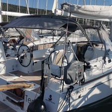 Beneteau Oceanis 38.1