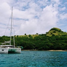 Fountaine Pajot Lucia 40