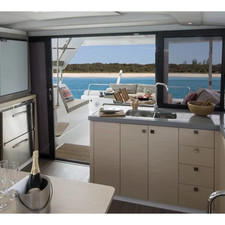 Lucia 40 (4Cab)