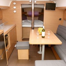 Dufour 382