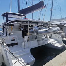 Lagoon 42
