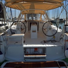 Beneteau Oceanis 38