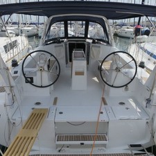 Beneteau Oceanis 38