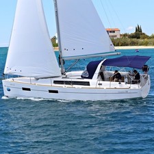 Beneteau Oceanis 38
