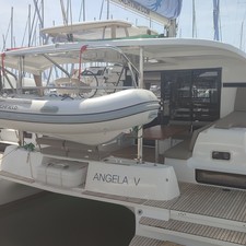 Lagoon 42
