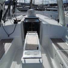 Beneteau Oceanis 38
