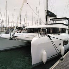 Lagoon 42