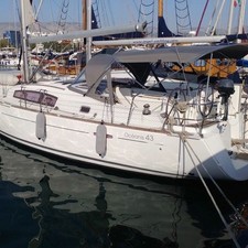 Beneteau Oceanis 43