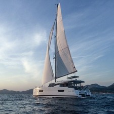 Fountaine Pajot Astréa 42