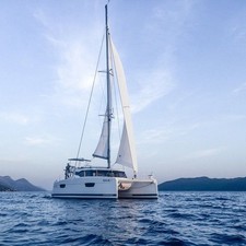 Fountaine Pajot Astréa 42