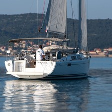 Hanse 385