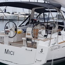 Beneteau Oceanis 38