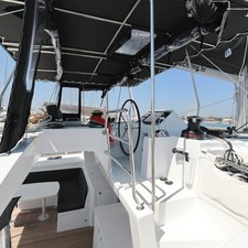 Lagoon 450 F