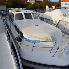 Triton 1050