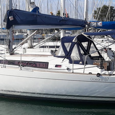 Beneteau Oceanis 37