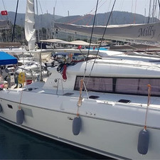 Lagoon 421