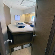 Lagoon 42 - 4 + 2 cab.