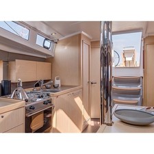 Beneteau Oceanis 38