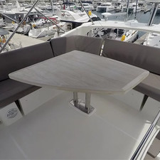 Jeanneau Prestige 590 Fly