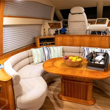 Azimut 58