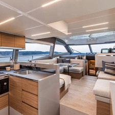 Ferretti 450