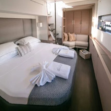 Fountaine Pajot Alegria 67