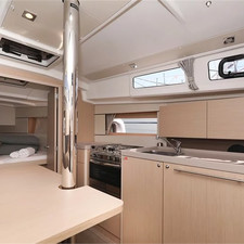 Beneteau Oceanis 35.1