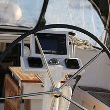 Beneteau Oceanis 37