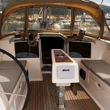 Dufour 382