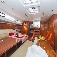 Beneteau Oceanis 50 Family