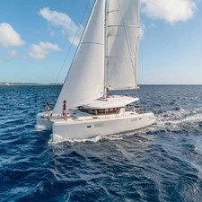 Lagoon 39